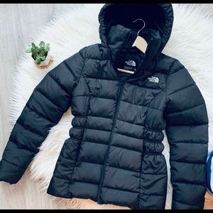 THE NORTH FACE puffer black hooded jacket moving sale - firm on price!